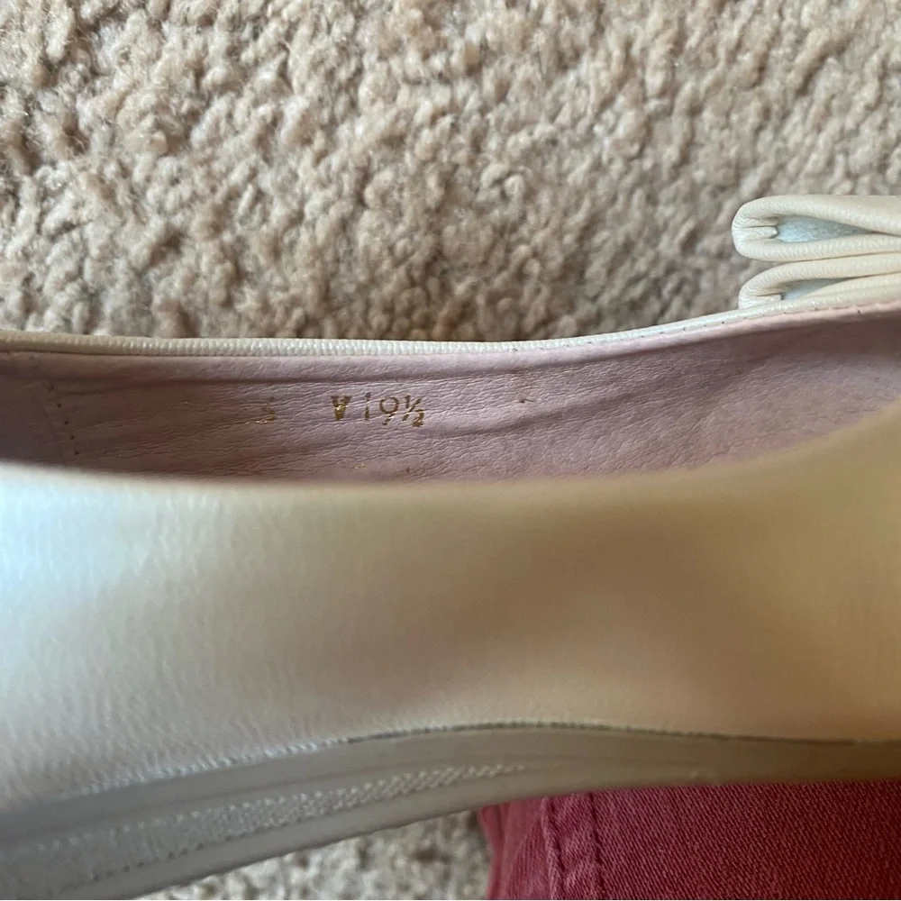 Cream Ballet Flats with Heart Charm